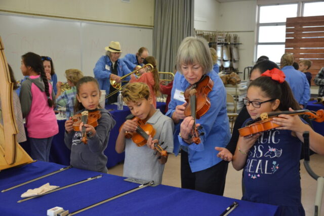 Music Van 2018 Meiners Oaks strings_Cindy Burton